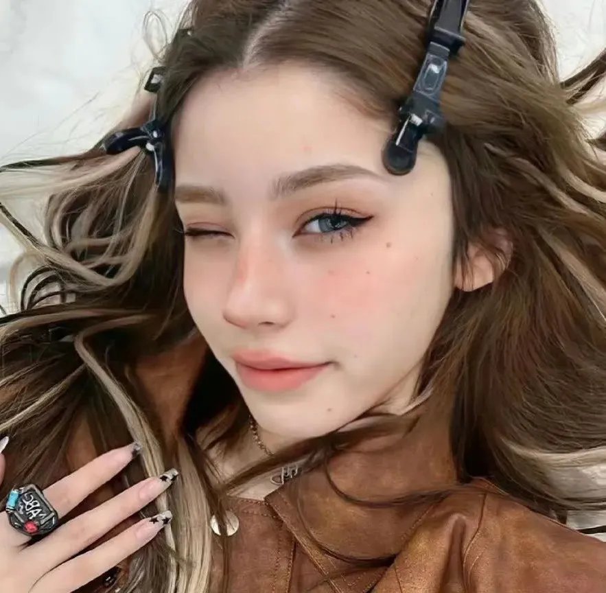 奔跑的蔷薇